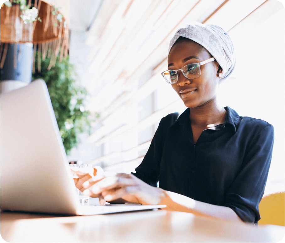woman registering for Pneumacare fellowship